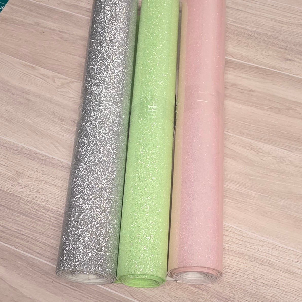 Smooth Glitter Vinyl - Retail